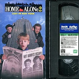 Home Alone 2: Lost in New York — VHS Tape (1992)