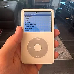 Apple iPod Classic — MP3 Player