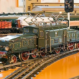 Märklin Krokodil — Vintage Model Train Locomotive