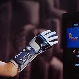 Nintendo Power Glove — NES Controller Accessory (1989)
